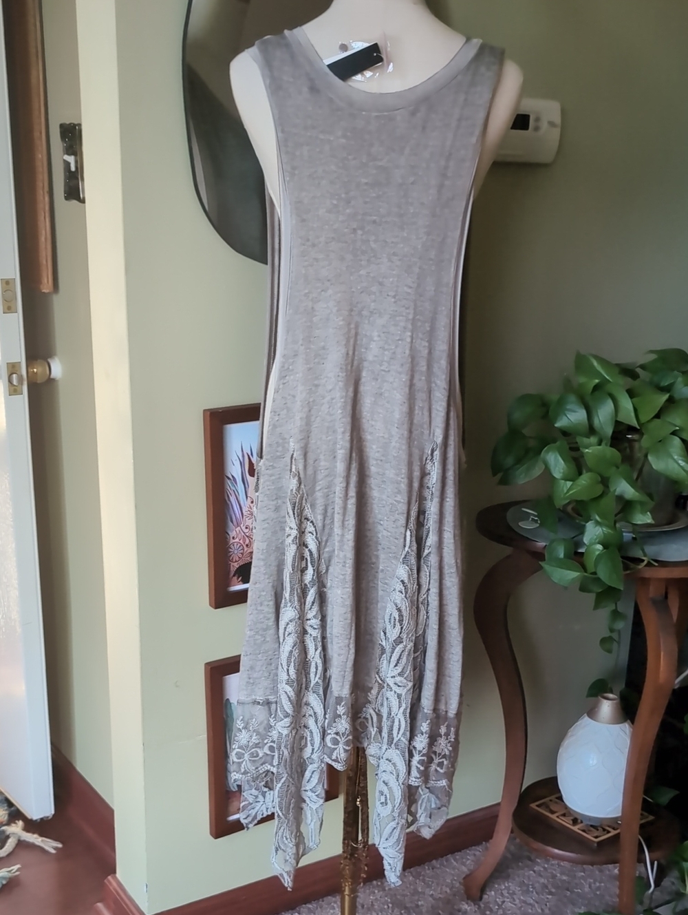 Aziza by Biz Gray Lace Hem Sleeveless Boho Midi Dress Shark Bite Hem - Picture 7 of 15